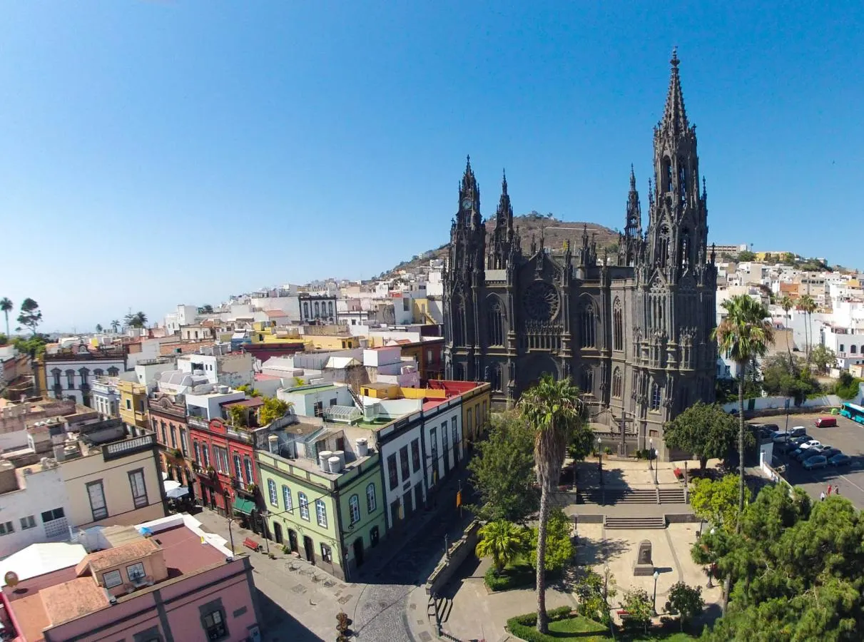 Catedral de Arucas, de piedra de cantería